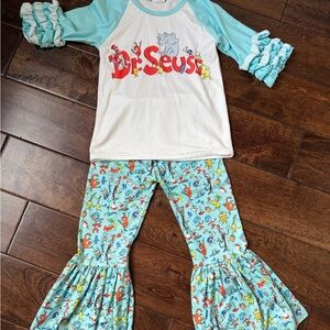 Dr. Seuss matching set